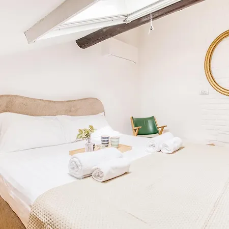 Easylife - - 9 P5 - Porta Romana *